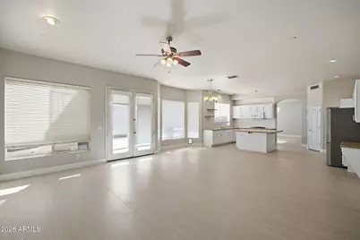 1425 W Commerce Avenue, Gilbert, AZ 85233 - Photo 12