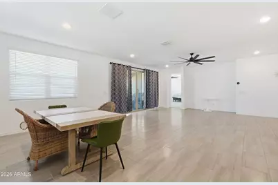 4650 W Gilbert Lane, San Tan Valley, AZ 85144 - Photo 6