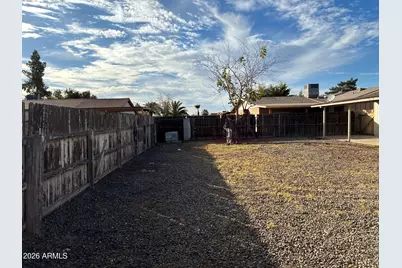 8819 W Roma Avenue, Phoenix, AZ 85037 - Photo 32