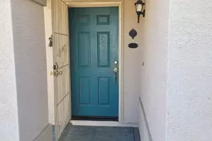 15733 W Watson Ln, Surprise, AZ 85379 - Photo 4