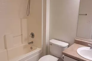 15733 W Watson Ln, Surprise, AZ 85379 - Photo 10