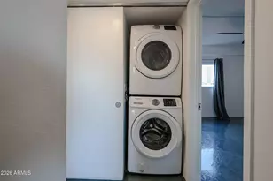 353 E Thomas Rd, Phoenix, AZ 85012 - Photo 40