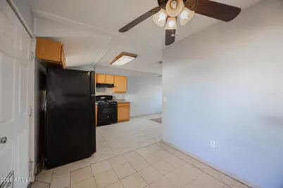 6016 W Vista Avenue, Glendale, AZ 85301 - Photo 12