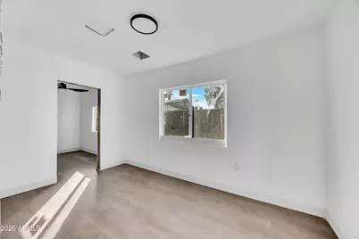 1002 W Polk Street, Phoenix, AZ 85007 - Photo 4