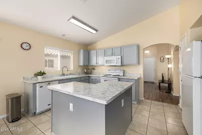 22833 W Cantilever Street, Buckeye, AZ 85326 - Photo 10