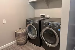 2045 East Charlotte Dr, Phoenix, AZ 85024 - Photo 8