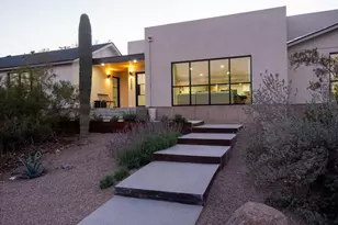 4035 E McDonald Dr, Phoenix, AZ 85018 - Photo 2