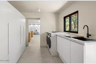 4035 E McDonald Drive, Phoenix, AZ 85018 - Photo 46