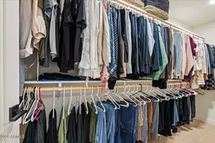 4035 E McDonald Dr, Phoenix, AZ 85018 - Photo 32