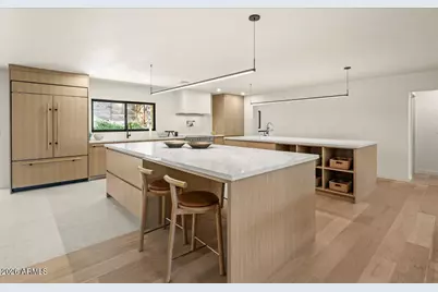 4035 E McDonald Drive, Phoenix, AZ 85018 - Photo 14