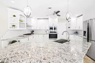 3406 E Wildwood Dr, Phoenix, AZ 85048 - Photo 2