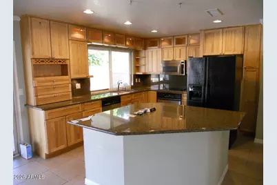 15821 N 9th Place, Phoenix, AZ 85022 - Photo 10