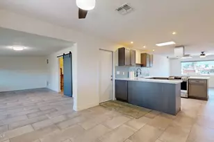 719 W Parkway Blvd, Tempe, AZ 85281 - Photo 8