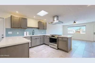 719 W Parkway Boulevard, Tempe, AZ 85281 - Photo 6