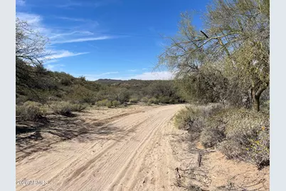 41Xx3 N 276th Avenue #3, Morristown, AZ 85342 - Photo 32