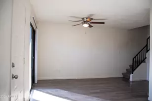 286 W Palomino Dr, Chandler, AZ 85225 - Photo 4