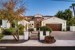 5807 E Orange Blossom Ln, Phoenix, AZ 85018 - Photo 2