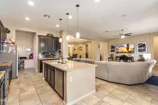 10521 W Illini St, Tolleson, AZ 85353 - Photo 6