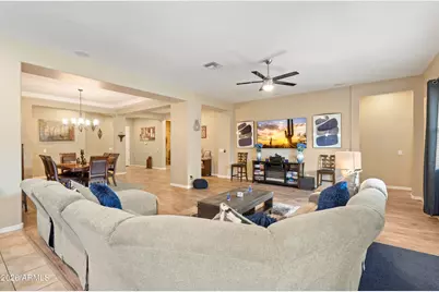 10521 W Illini Street, Tolleson, AZ 85353 - Photo 16