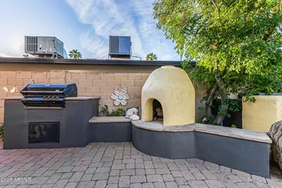 334 W Roma Avenue, Phoenix, AZ 85013 - Photo 38