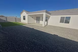 14099 S Vera Cruz Rd, Arizona City, AZ 85123 - Photo 32