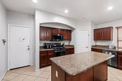 1367 E Palo Verde Street, Casa Grande, AZ 85122 - Photo 2