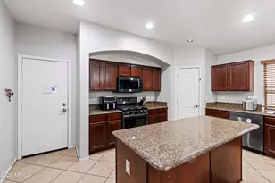 1367 E Palo Verde St, Casa Grande, AZ 85122 - Photo 2