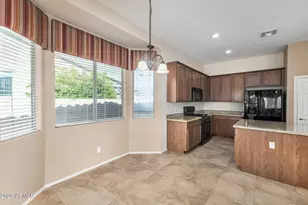 18324 W Desert View Ln, Goodyear, AZ 85338 - Photo 12