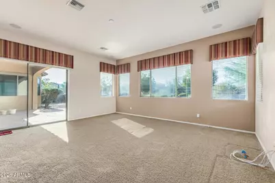 18324 W Desert View Lane, Goodyear, AZ 85338 - Photo 10