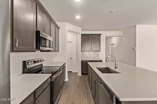 18184 W Soft Wind Dr, Surprise, AZ 85387 - Photo 12