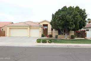 2280 E Indian Wells Dr, Chandler, AZ 85249 - Photo 2