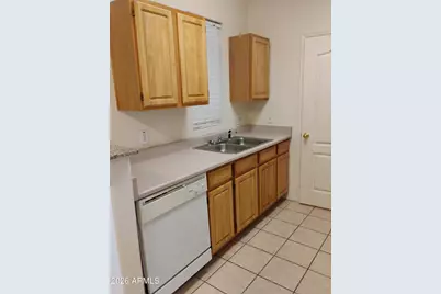 2929 W Yorkshire Drive #1039, Phoenix, AZ 85027 - Photo 2