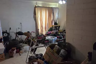 2719 W Echo Ln, Phoenix, AZ 85051 - Photo 12