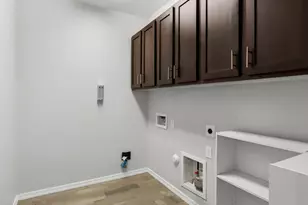 9023 S 42nd Dr, Laveen, AZ 85339 - Photo 8