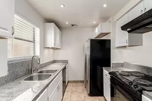 3119 N 38th St, Phoenix, AZ 85018 - Photo 4