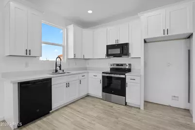 14045 S Berwick Road, Arizona City, AZ 85123 - Photo 8