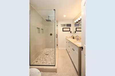 4535 E Campbell Avenue, Phoenix, AZ 85018 - Photo 16