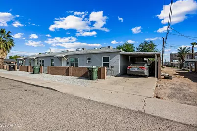 907 N 22nd Place #2, Phoenix, AZ 85006 - Photo 2
