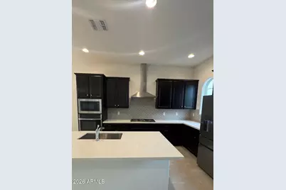 26421 N 22nd Drive, Phoenix, AZ 85085 - Photo 2