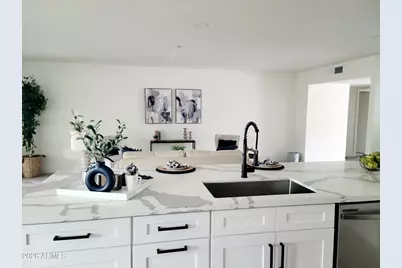 5032 N 78th Street, Scottsdale, AZ 85250 - Photo 2