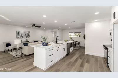 5032 N 78th Street, Scottsdale, AZ 85250 - Photo 8