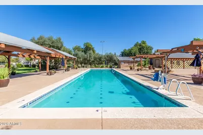 13533 N 150th Avenue, Surprise, AZ 85379 - Photo 54