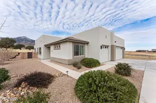 6532 E Saddlehorn Circle, Hereford, AZ 85615 - Photo 2