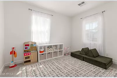 584 E Hazelnut Lane, San Tan Valley, AZ 85140 - Photo 4