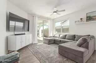 584 E Hazelnut Ln, San Tan Valley, AZ 85140 - Photo 6