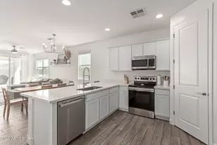 584 E Hazelnut Ln, San Tan Valley, AZ 85140 - Photo 12