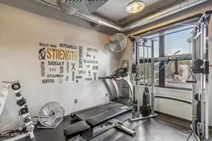 914 E Osborn Rd, Phoenix, AZ 85014 - Photo 38