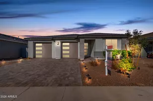 7674 W Tether Trl, Peoria, AZ 85383 - Photo 2