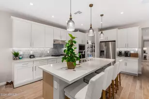 7674 W Tether Trl, Peoria, AZ 85383 - Photo 2