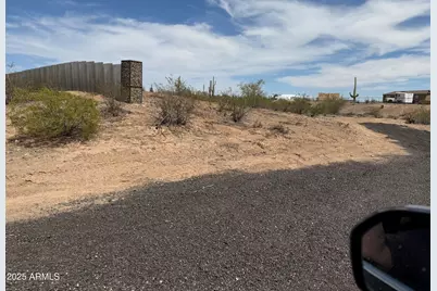 Xx00E N 253rd Avenue #-, Morristown, AZ 85342 - Photo 8
